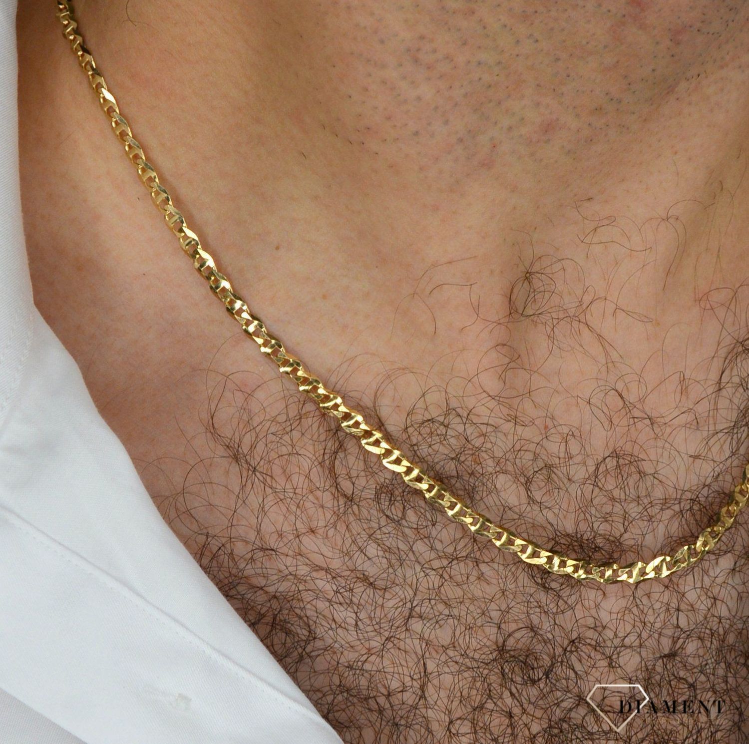 ✅ Złoty łańcuszek o delikatnym splocie gucci o niewielkich oczkach ✅ Łańcuszek został wykonany z najwyższej jakości złota próby 585 ✅ Złoty łańcuszek to świetny pomysł na prezent ✅.jpg